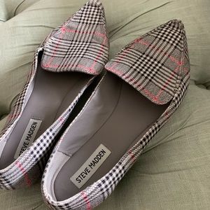 Steve Madden plaid pointy toe flat size 10